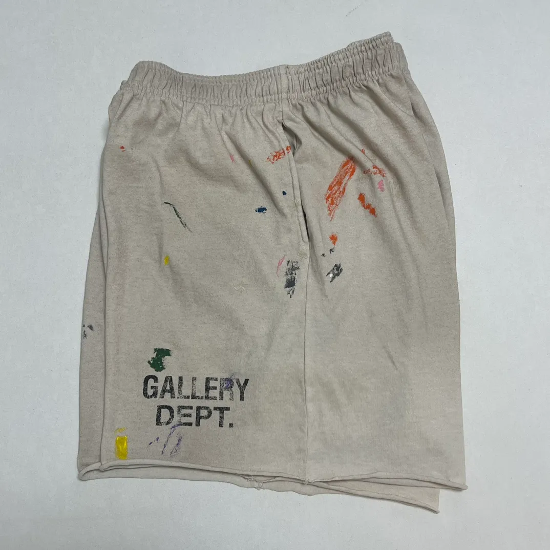 More details GALLERY DEPT. INSOMNIA SHORTS/WHITE English mud-dyed and ink-splashed shorts, off-white S-XL, super comfortable and breathable fabric, liberating the lower body, heavy wash, mud-dyed and distressed, super complex ink-splashed graffiti